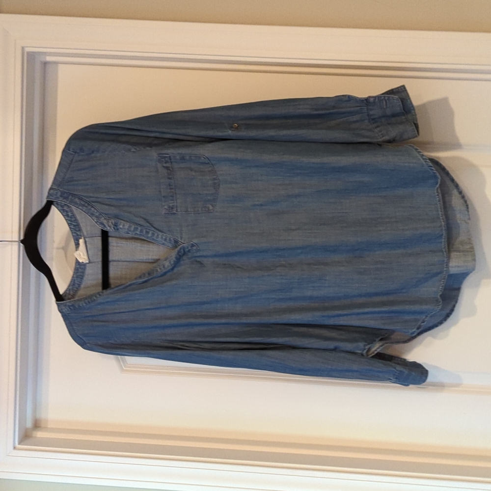 Women's long sleeve shirt